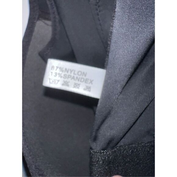 Black size 42F underwire 8 hook Bra lightweight and supportive! - Picture 6 of 6